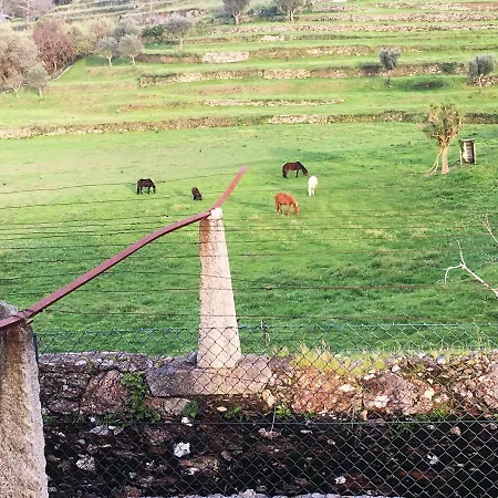 Landhaus Casas Da Loureira - Casa Do Pote